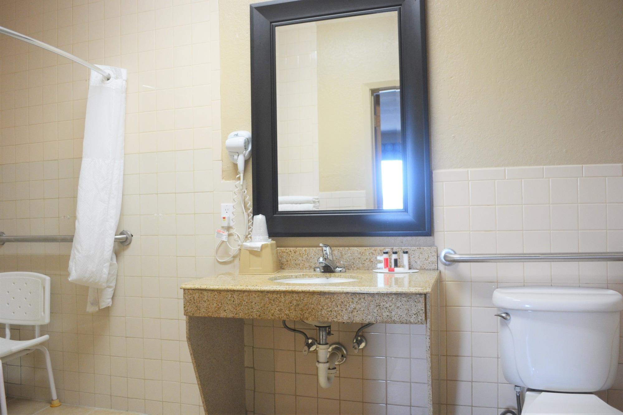 Super 8 By Wyndham Galveston Hotel Bagian luar foto
