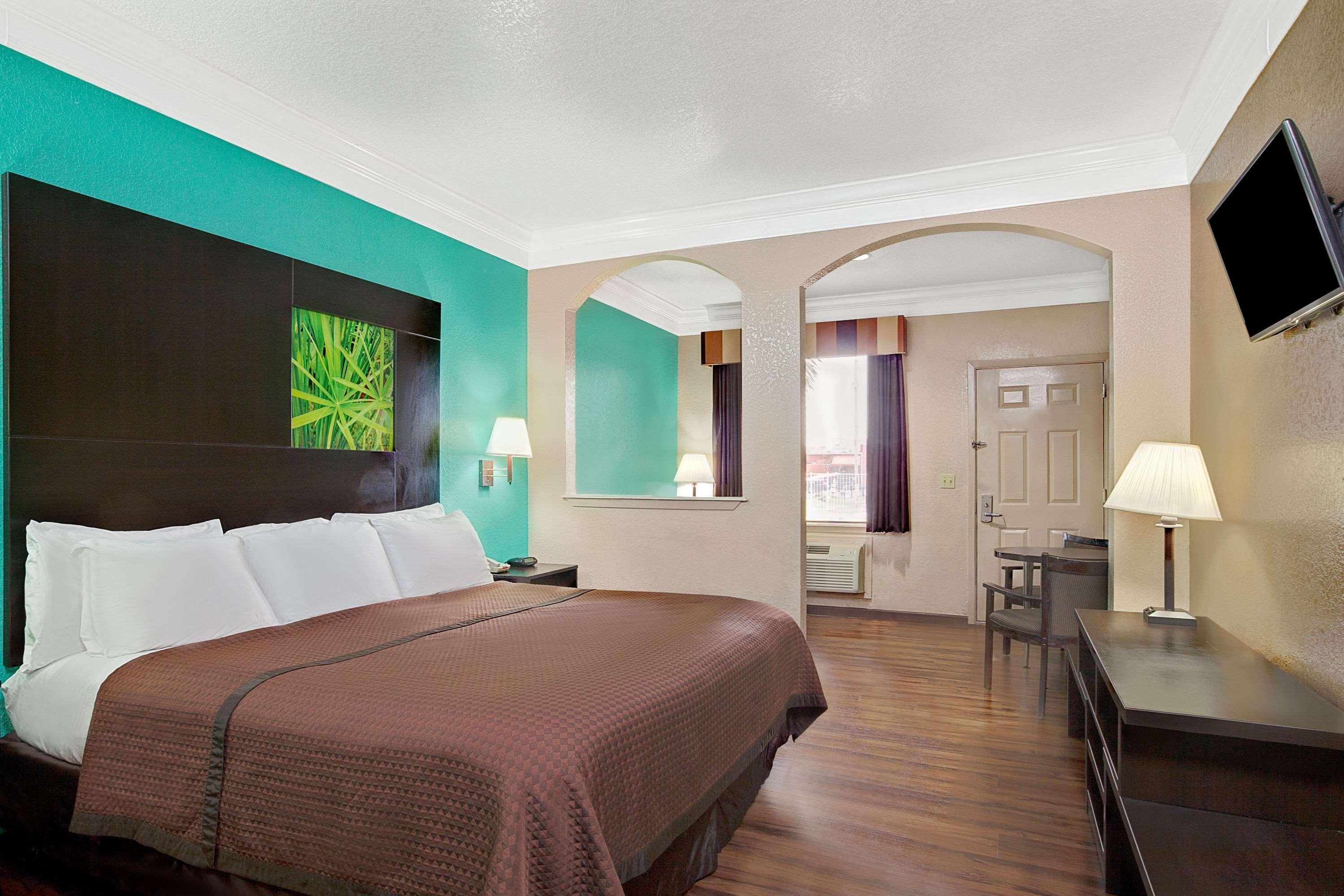 Super 8 By Wyndham Galveston Hotel Bagian luar foto