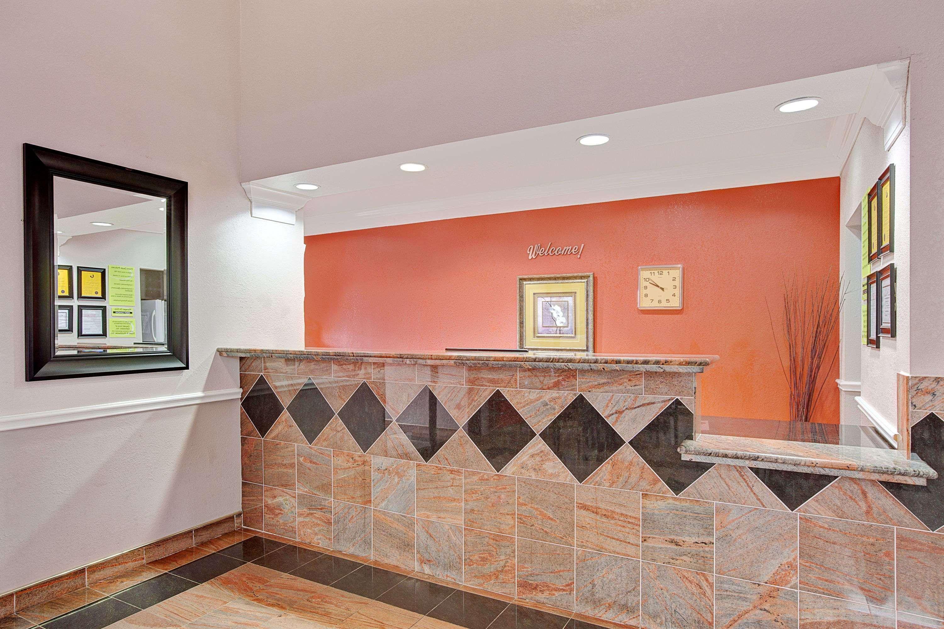 Super 8 By Wyndham Galveston Hotel Bagian luar foto