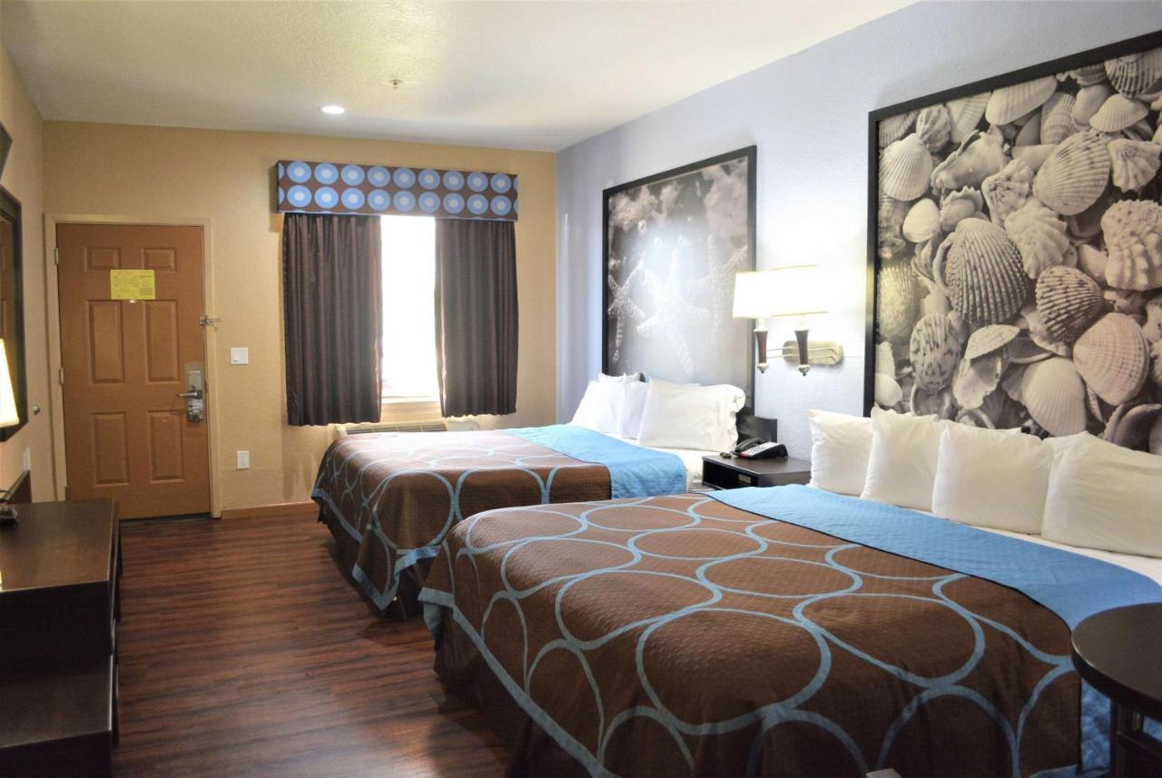 Super 8 By Wyndham Galveston Hotel Bagian luar foto